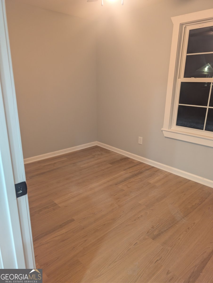 481 Currahee Street Toccoa - Photo 8