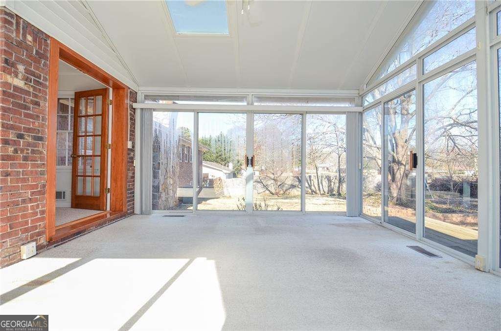 5547 Prince Phillip Way Stone Mountain - Photo 14