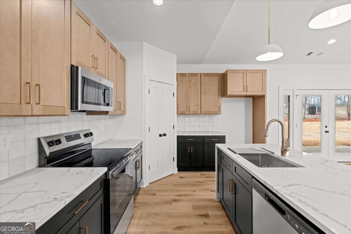 409 Lively Road Waco - Photo 13