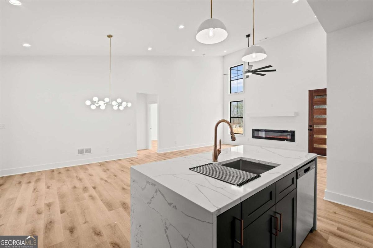 409 Lively Road Waco - Photo 14