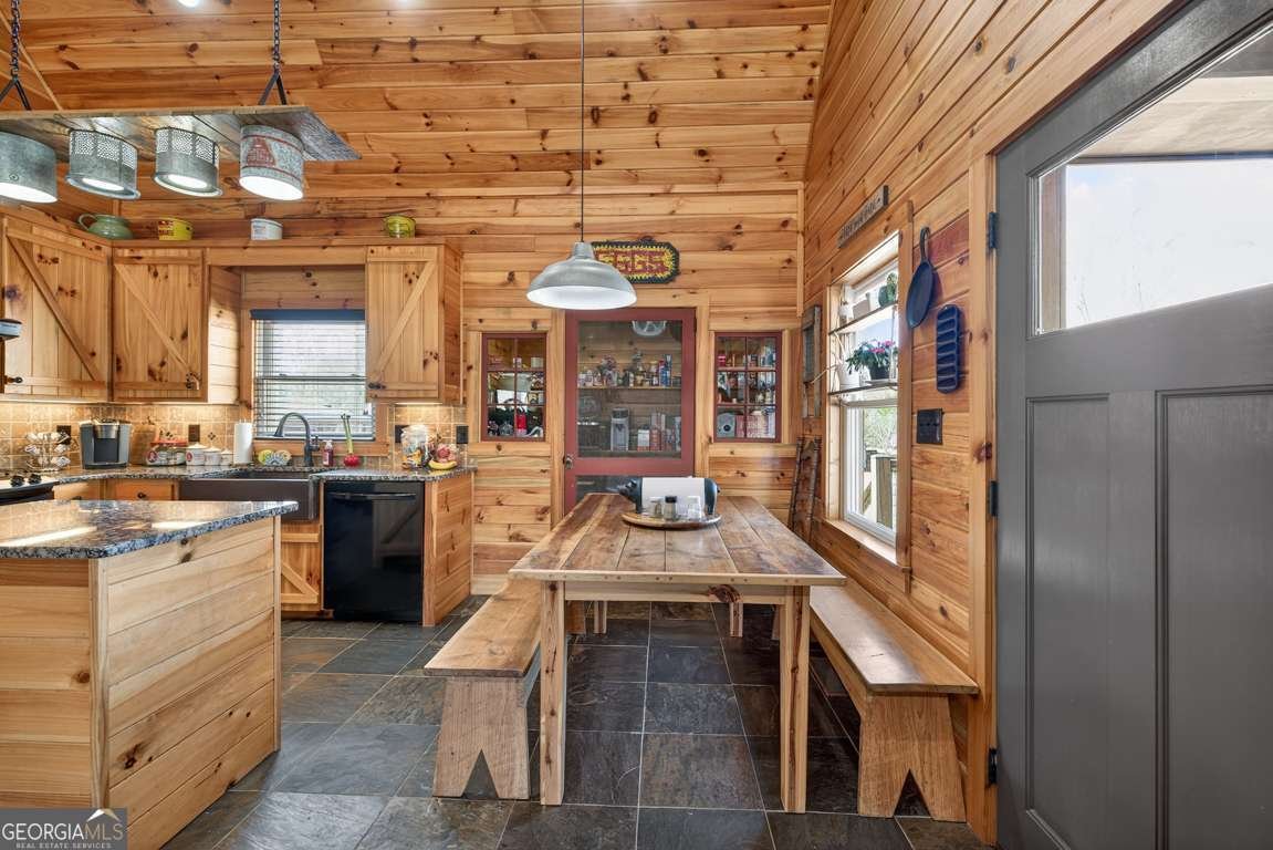 335 Jones Road Jefferson - Photo 18