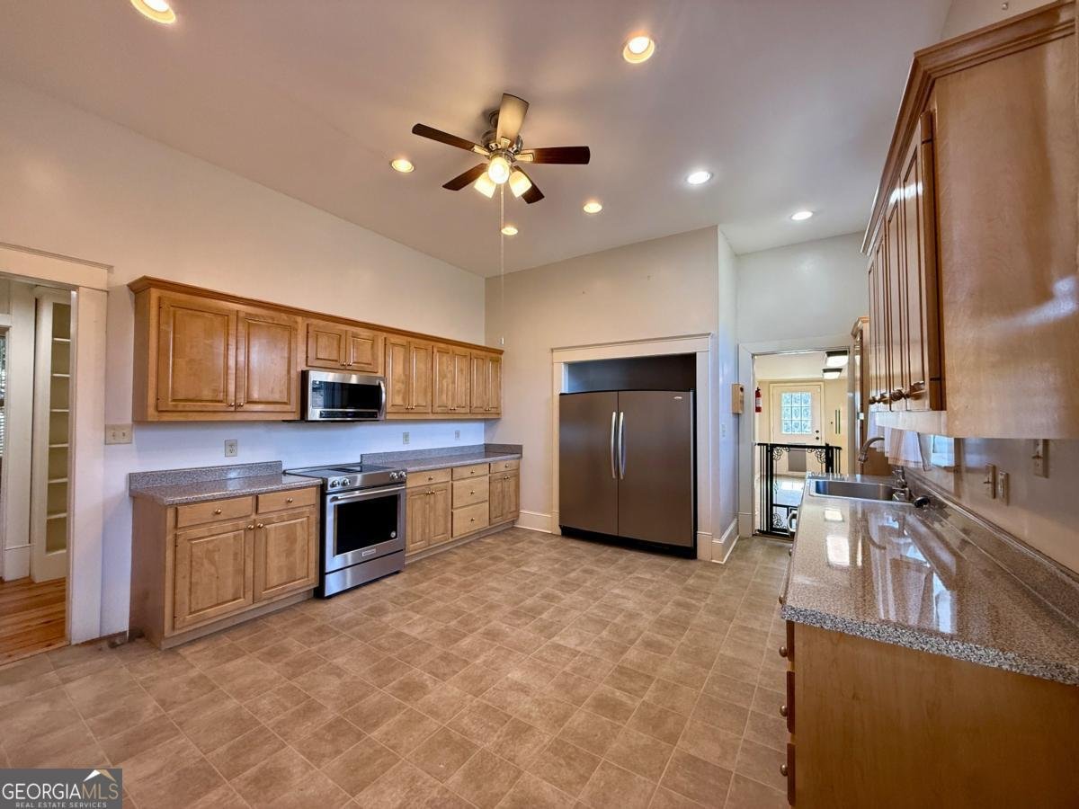 308 Church Street Vienna - Photo 12