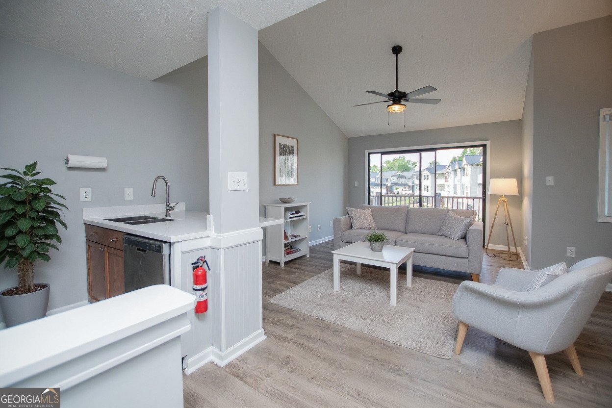 325 Berry Court Villa Rica - Photo 8