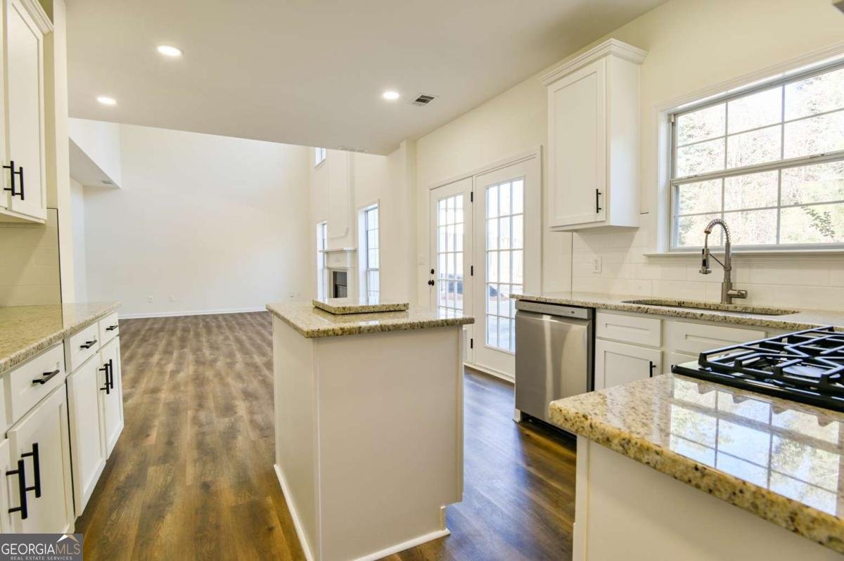 2301 Wickingham Drive Marietta - Photo 9