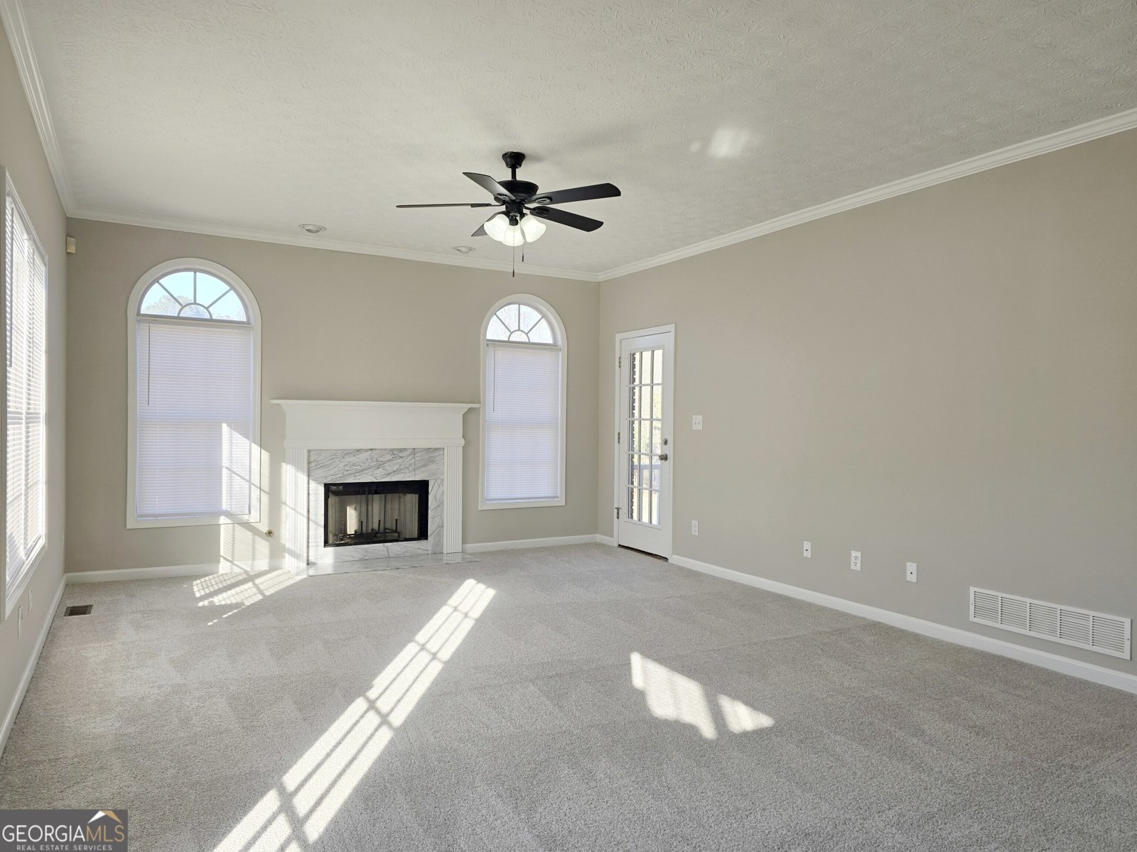 150 Varsailles Place Ellenwood - Photo 10