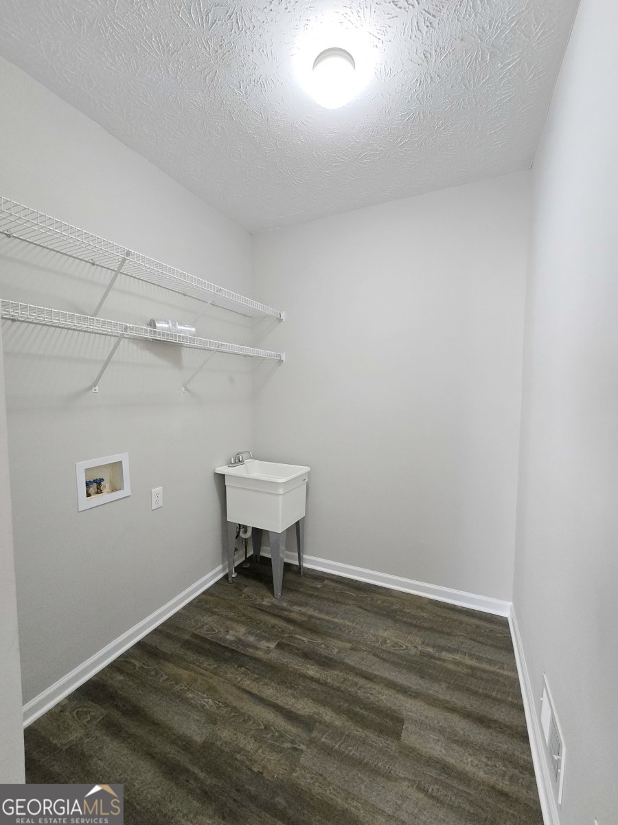 150 Varsailles Place Ellenwood - Photo 15