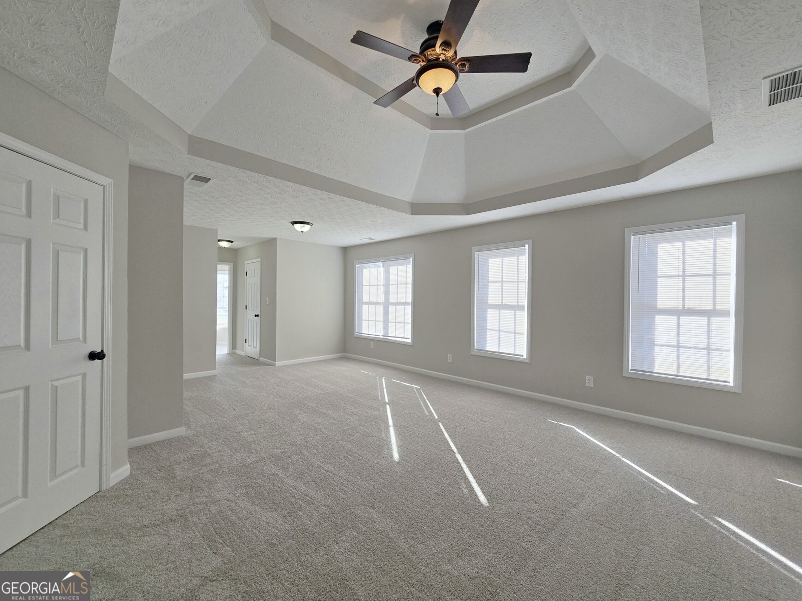 150 Varsailles Place Ellenwood - Photo 17