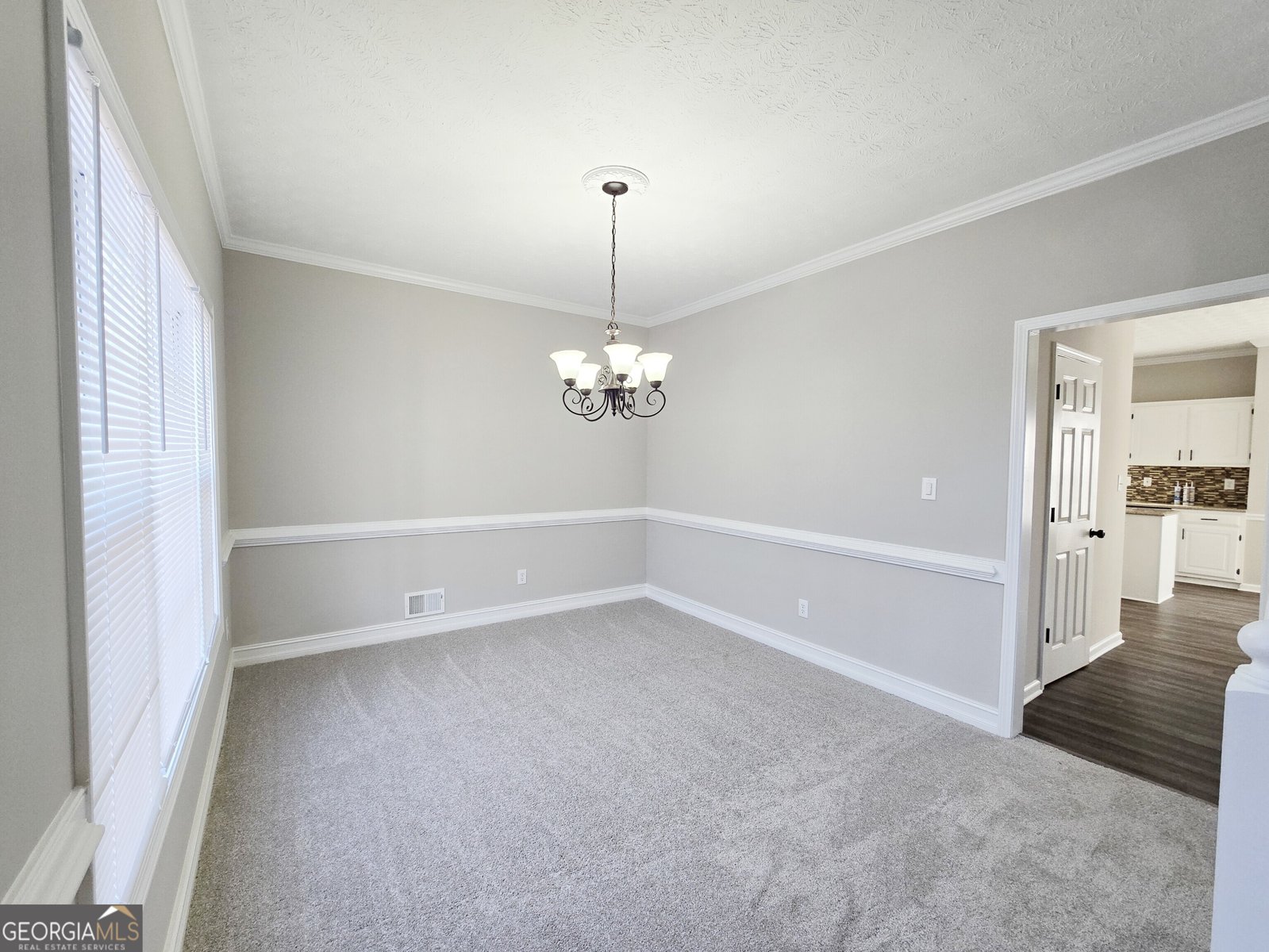 150 Varsailles Place Ellenwood - Photo 6