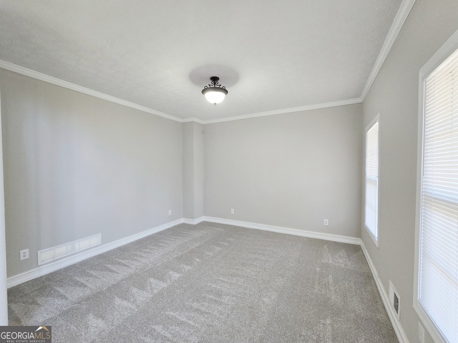 150 Varsailles Place Ellenwood - Photo 8