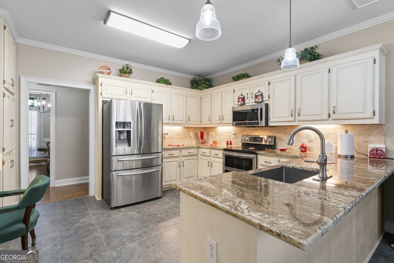 301 Clyde Court McDonough - Photo 19