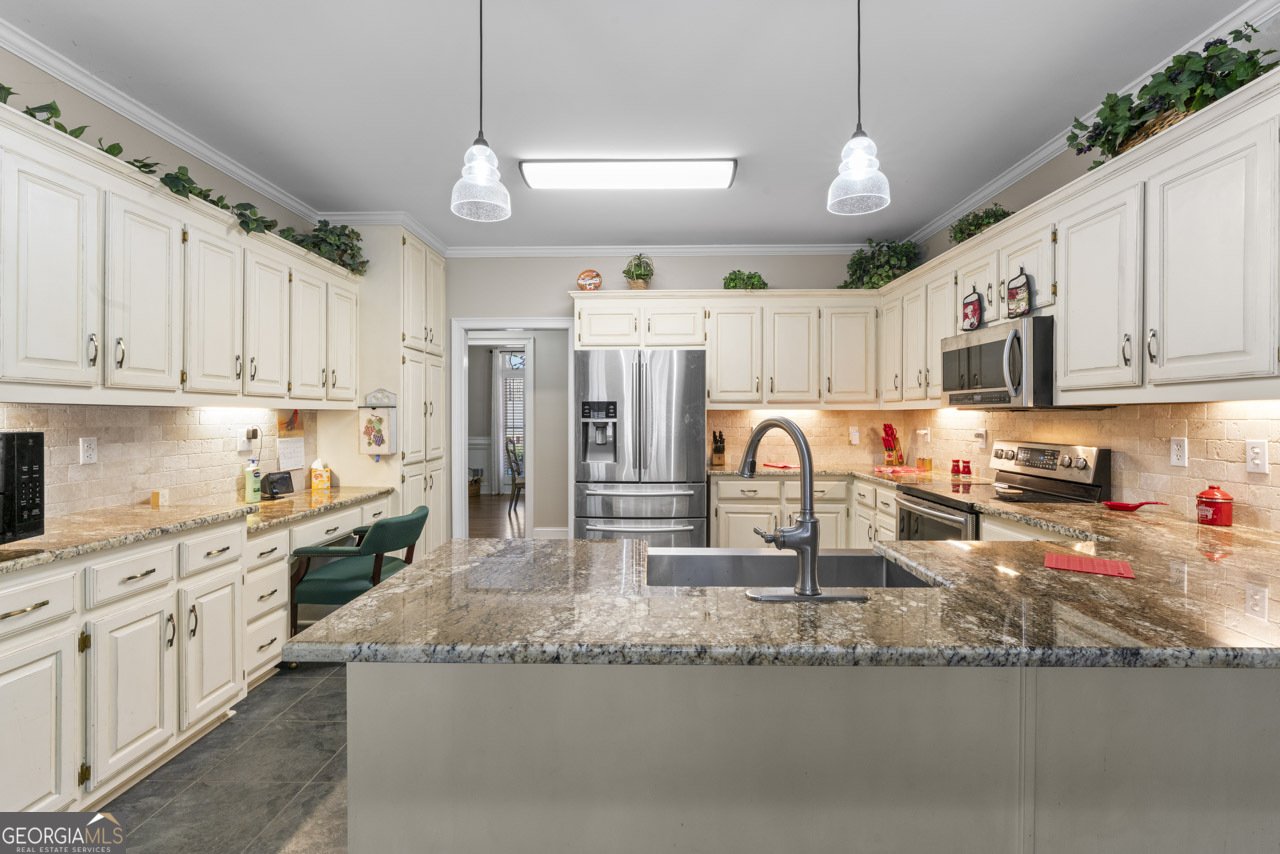 301 Clyde Court McDonough - Photo 20