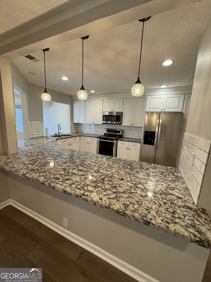 62 Dunwoody Springs Drive Atlanta - Photo 11