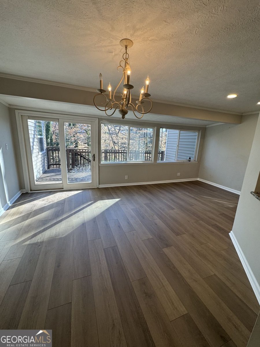 62 Dunwoody Springs Drive Atlanta - Photo 7