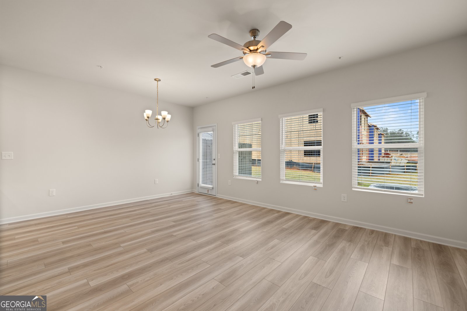 9437 Maple Grove Lane Jonesboro - Photo 11