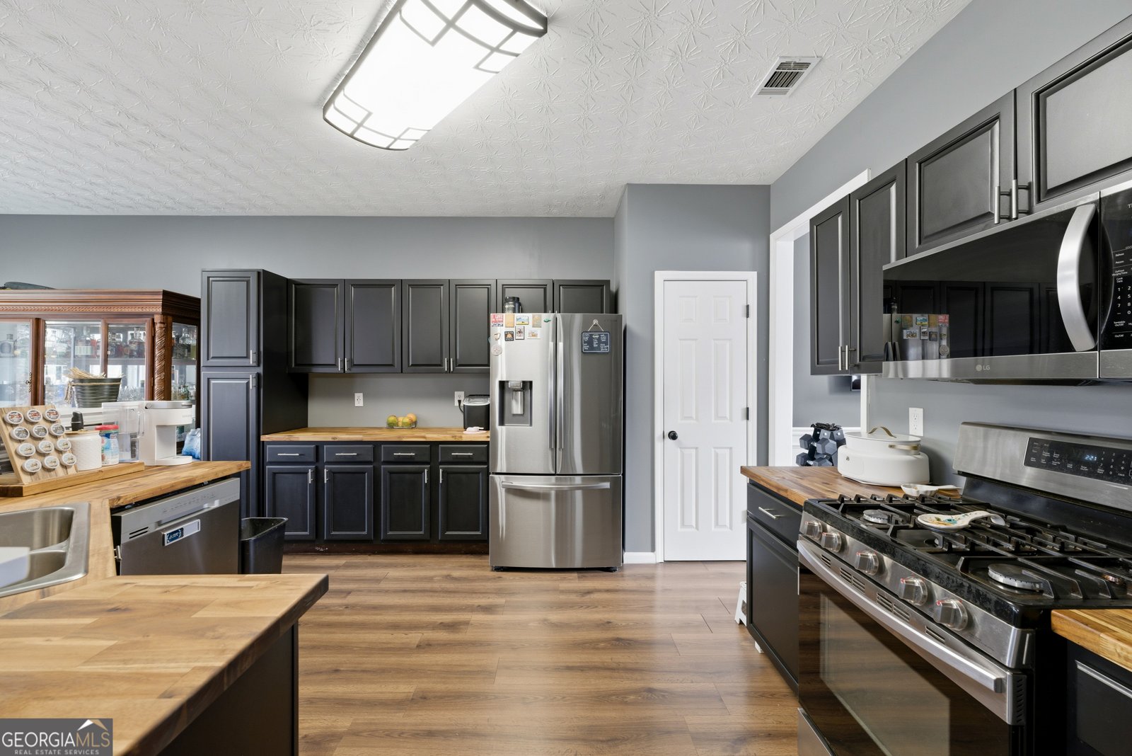 952 Island Cove Court Buford - Photo 15