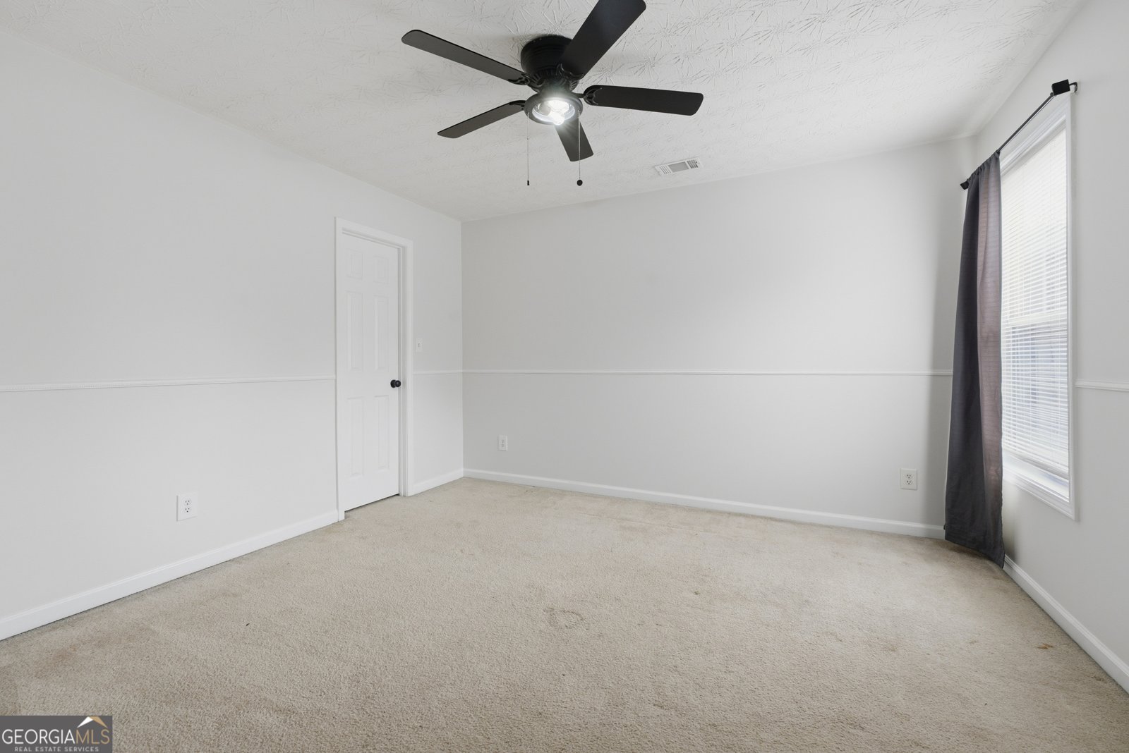 952 Island Cove Court Buford - Photo 25