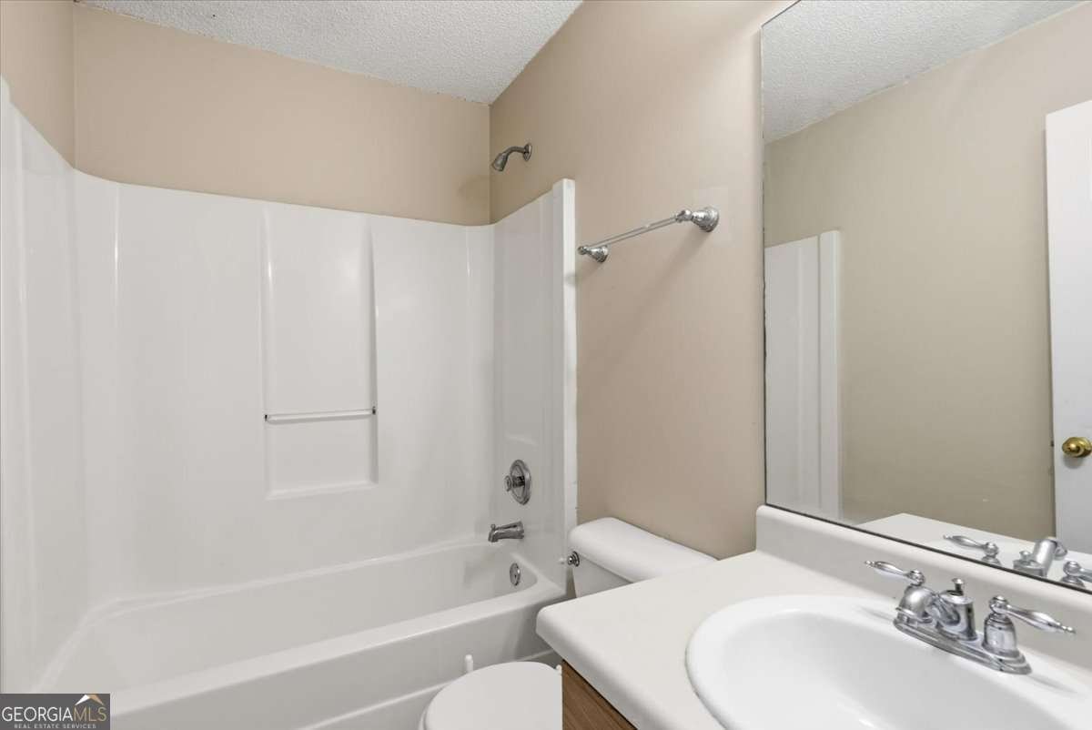 460 Parkway Road Union City - Photo 16