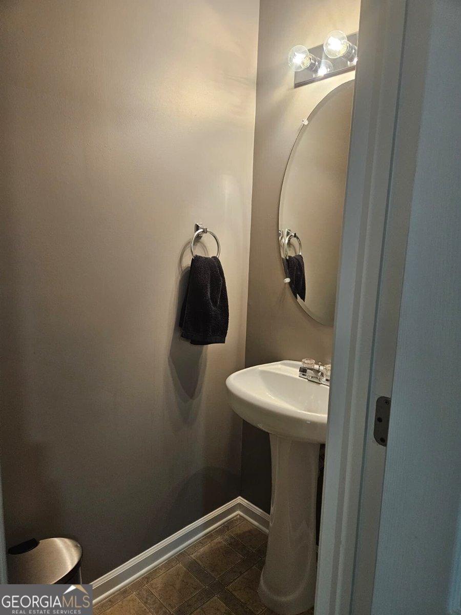 2238 Bigwood Trail Atlanta - Photo 7