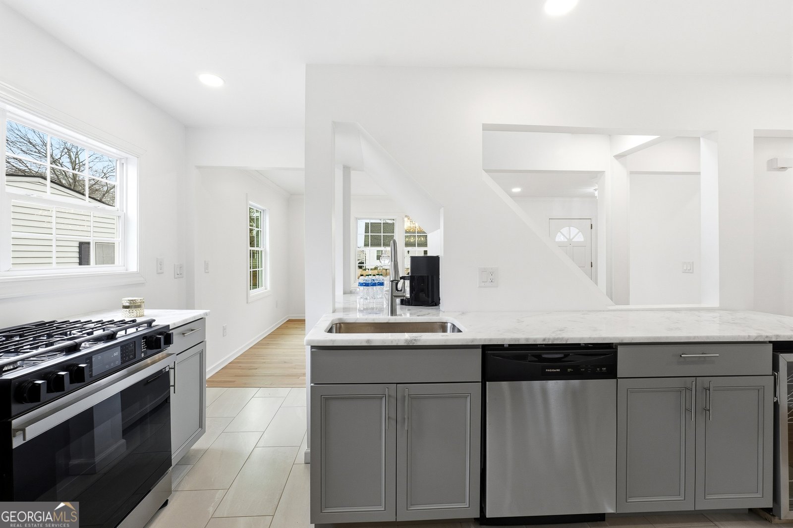 1466 Hardin Avenue Atlanta - Photo 12