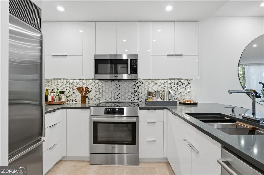 700 Park Regency Place Atlanta - Photo 11