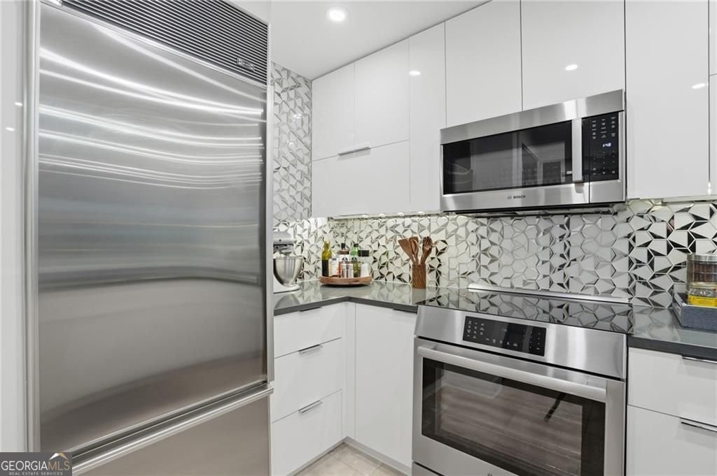 700 Park Regency Place Atlanta - Photo 12