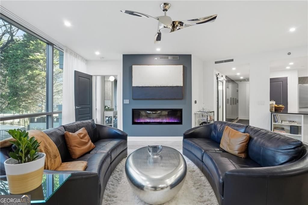 700 Park Regency Place Atlanta - Photo 6