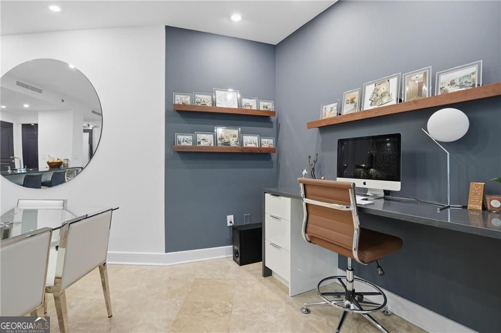 700 Park Regency Place Atlanta - Photo 9