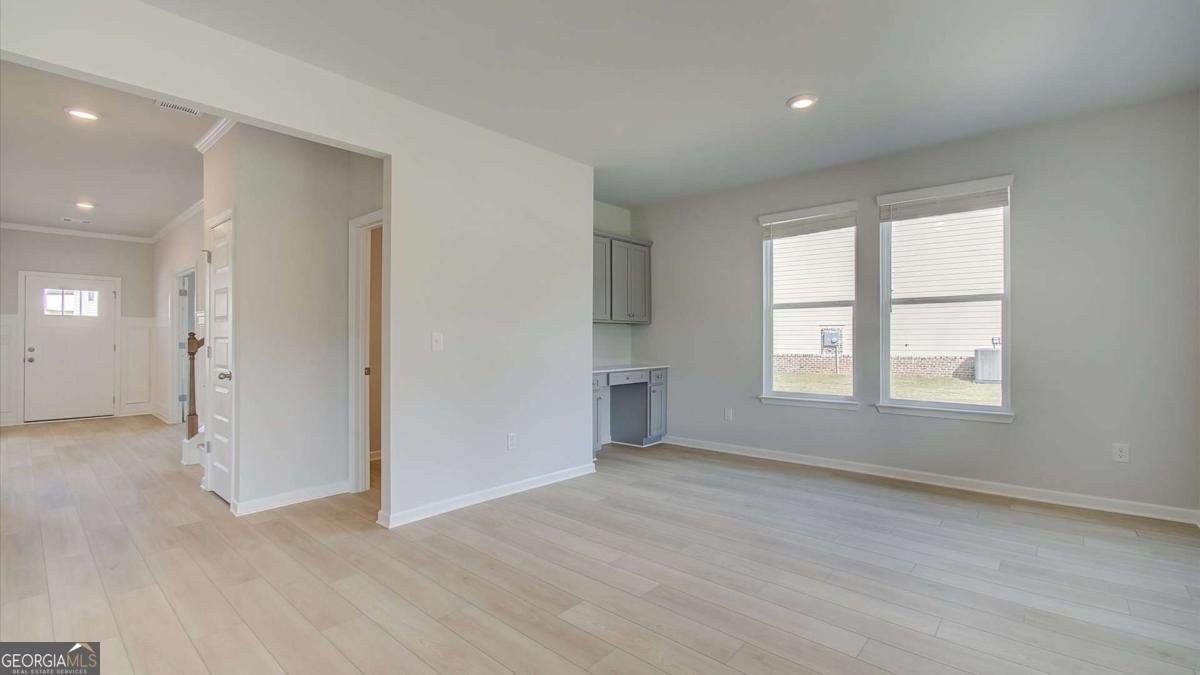 433 Sheridan Drive Stockbridge - Photo 8