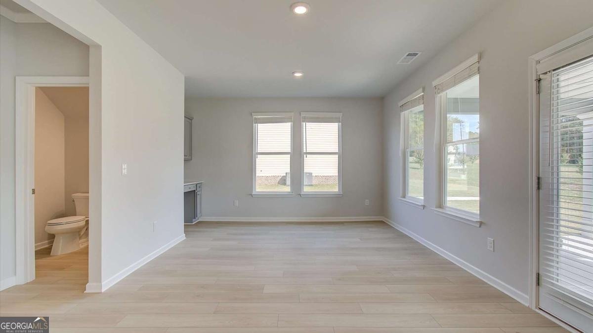 433 Sheridan Drive Stockbridge - Photo 9