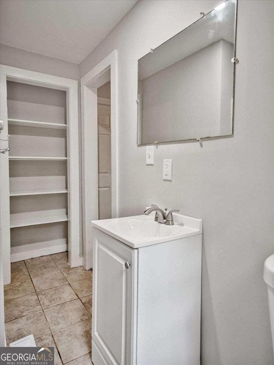 5642 Dorsett Shoals Road Douglasville - Photo 17