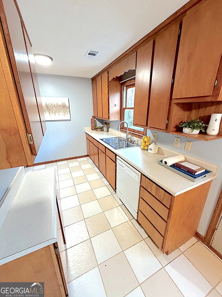 221 Harlee Lane Lawrenceville - Photo 22