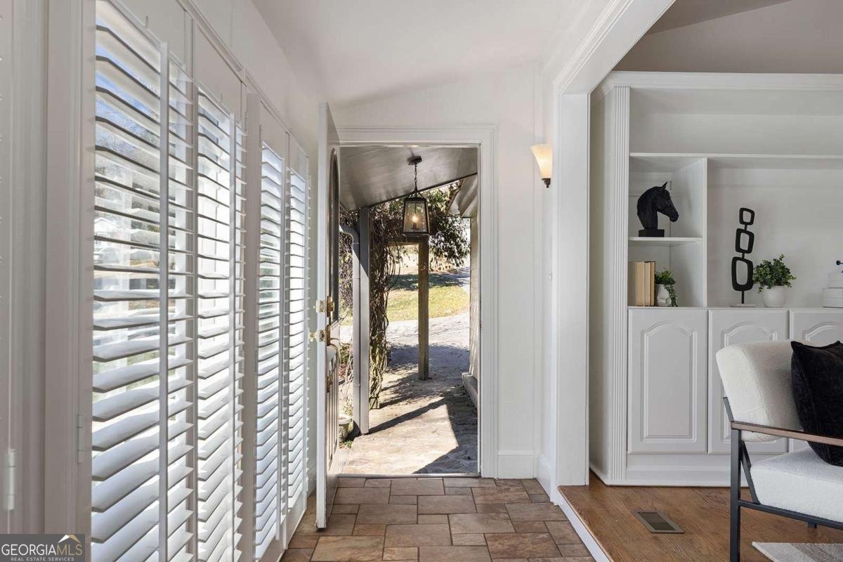 565 Timberland Drive Atlanta - Photo 8