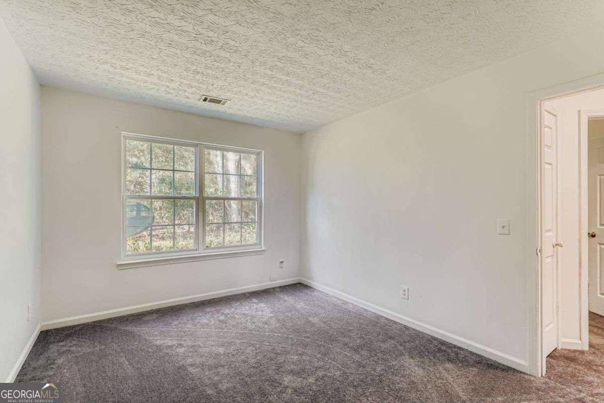 1025 Lakeside Circle Covington - Photo 20