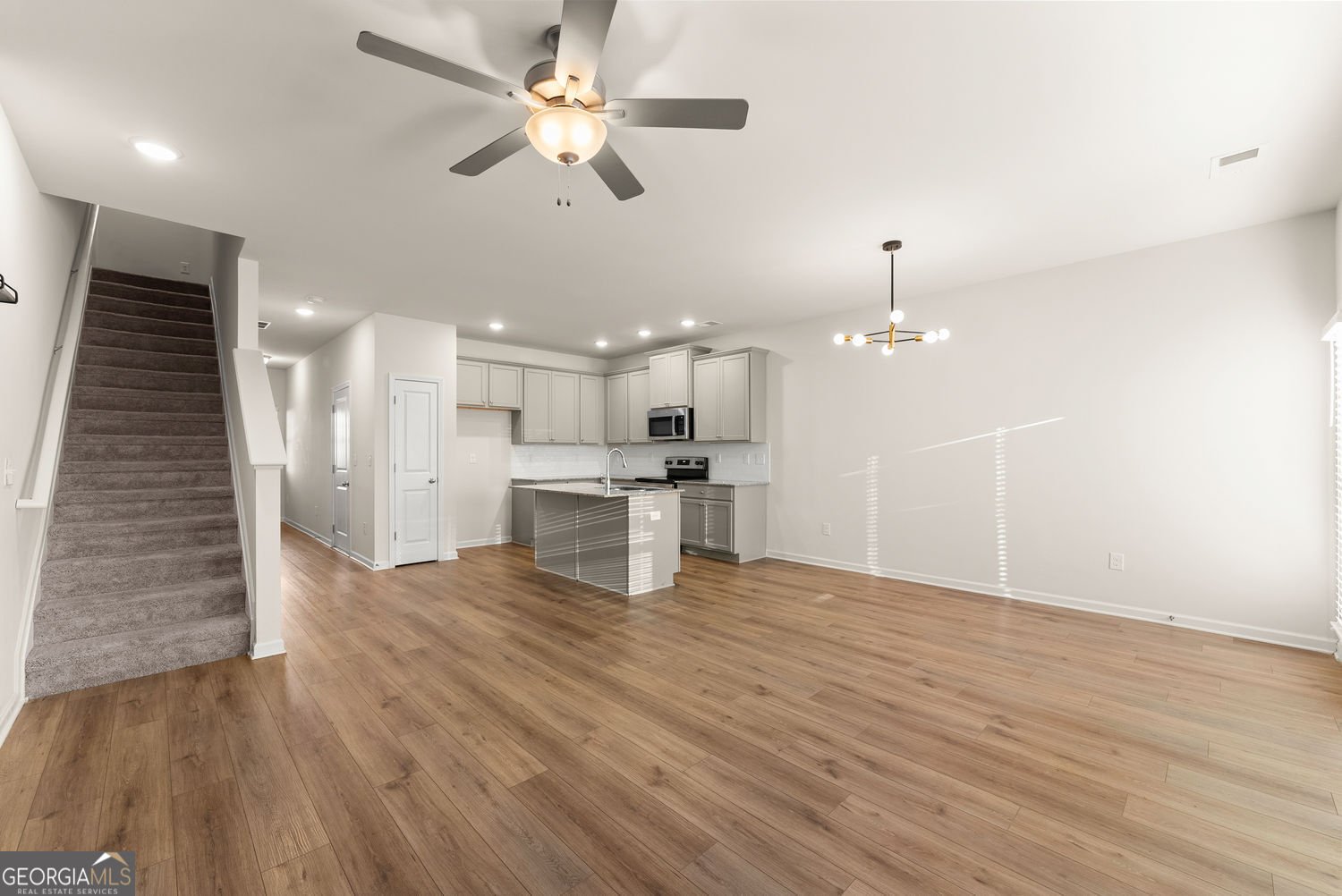 76 Regent Park Hoschton - Photo 15