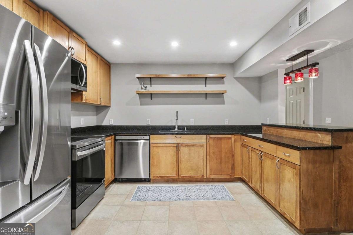 1405 Oakridge Circle Decatur - Photo 10