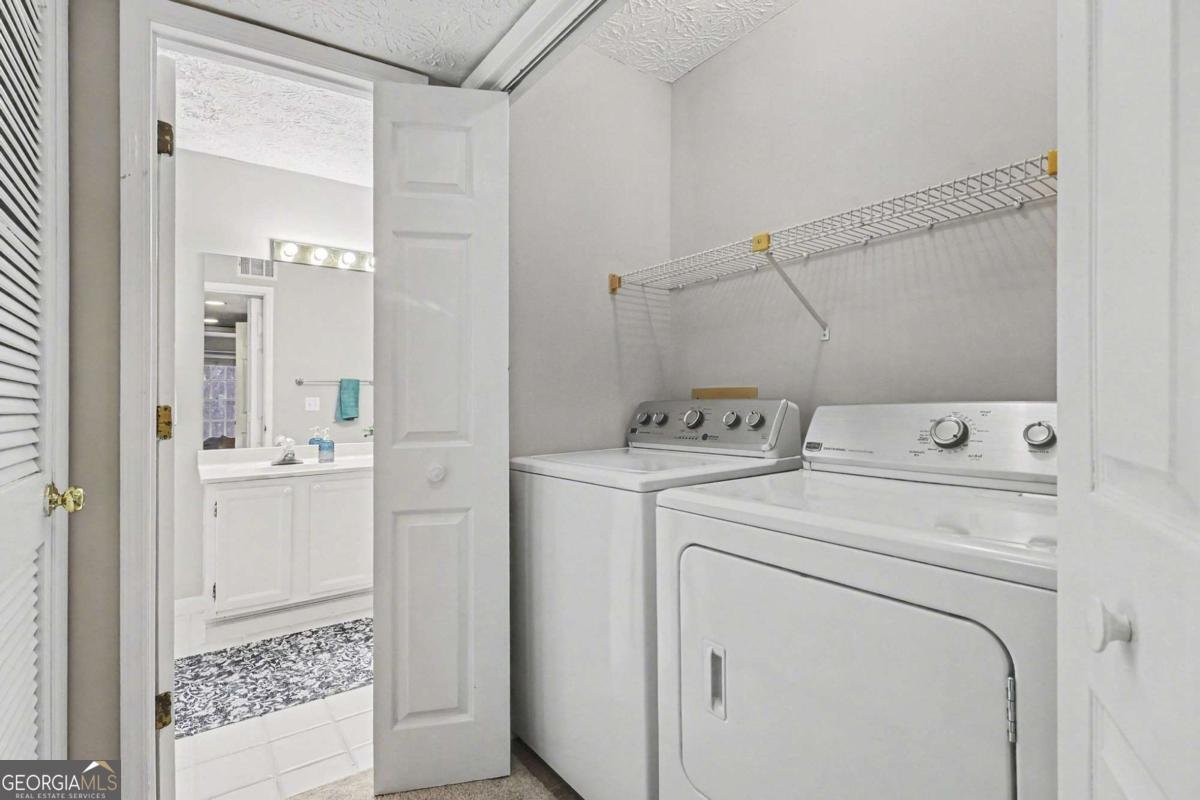 1405 Oakridge Circle Decatur - Photo 13