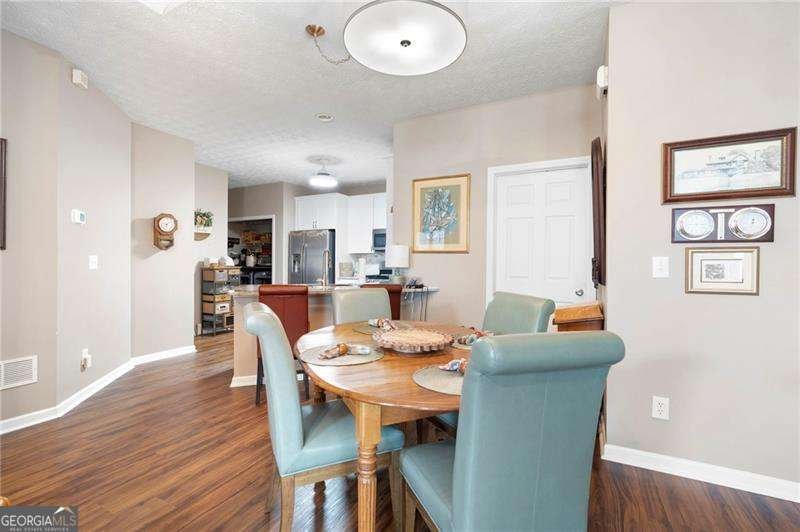 3735 Villa Springs Circle Powder Springs - Photo 10