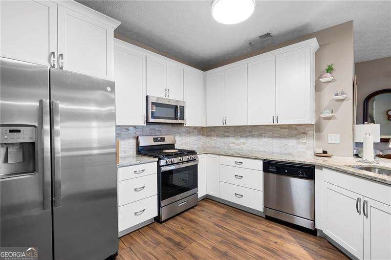 3735 Villa Springs Circle Powder Springs - Photo 12