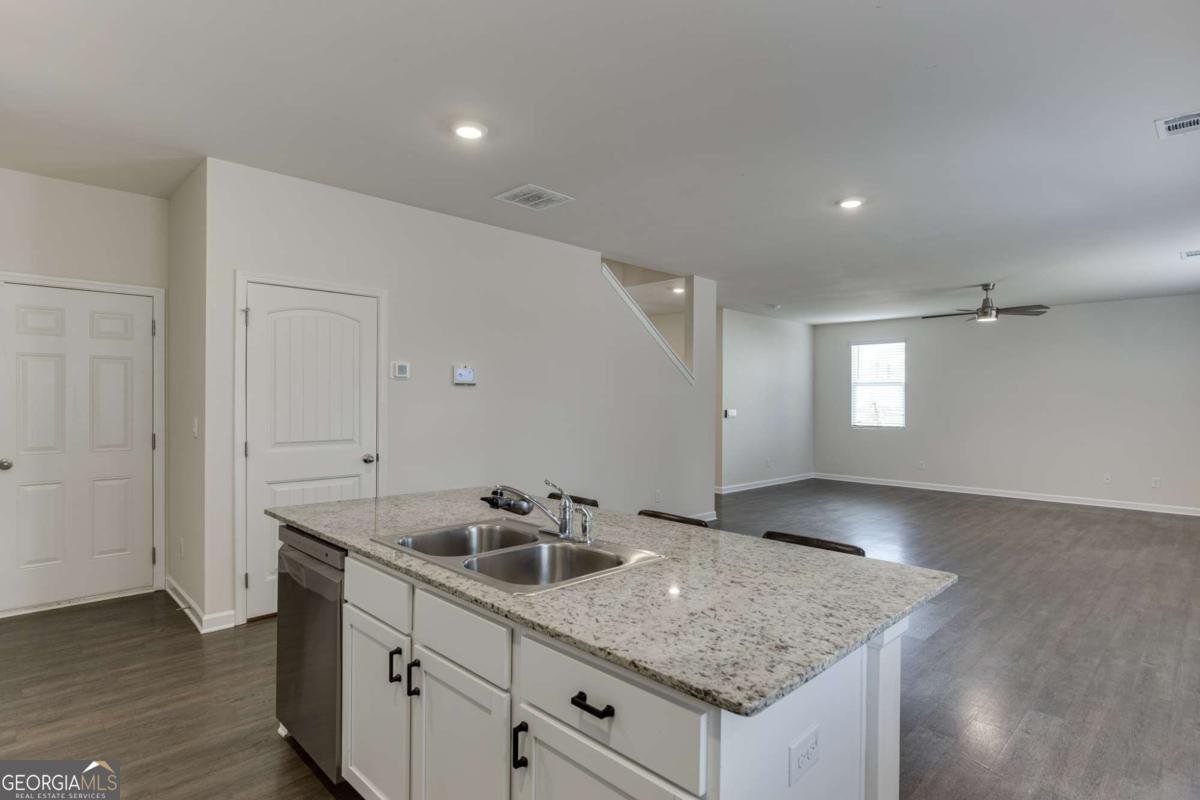 135 Russell Road Pendergrass - Photo 15