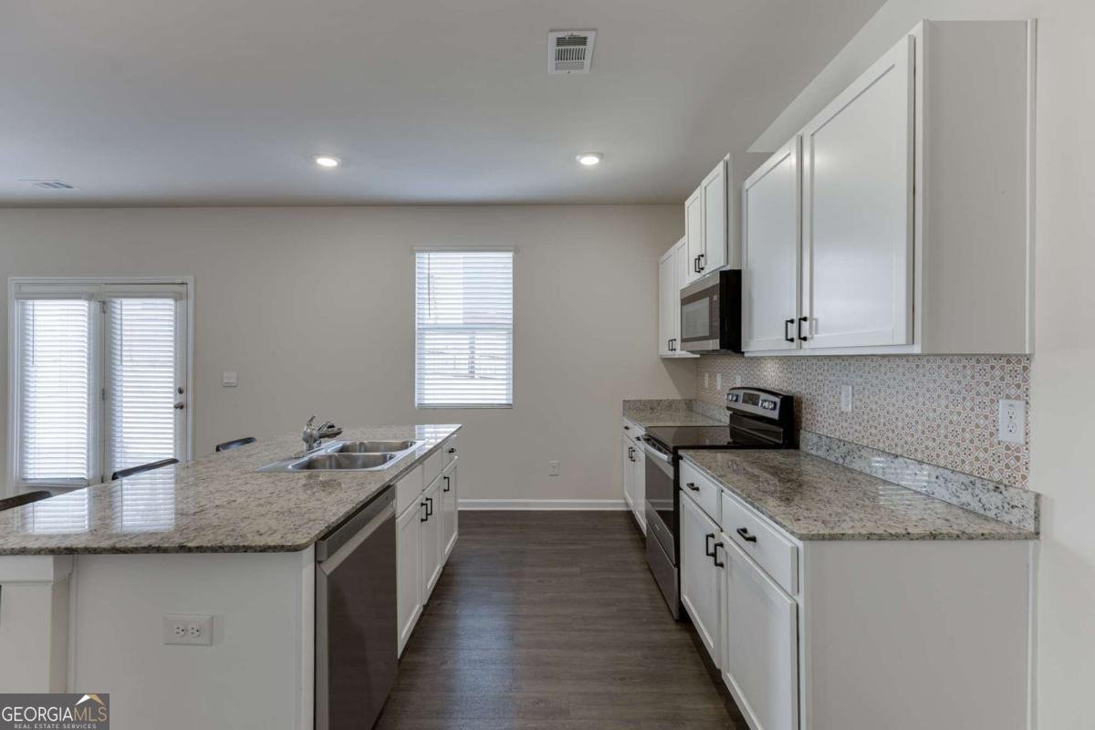 135 Russell Road Pendergrass - Photo 17