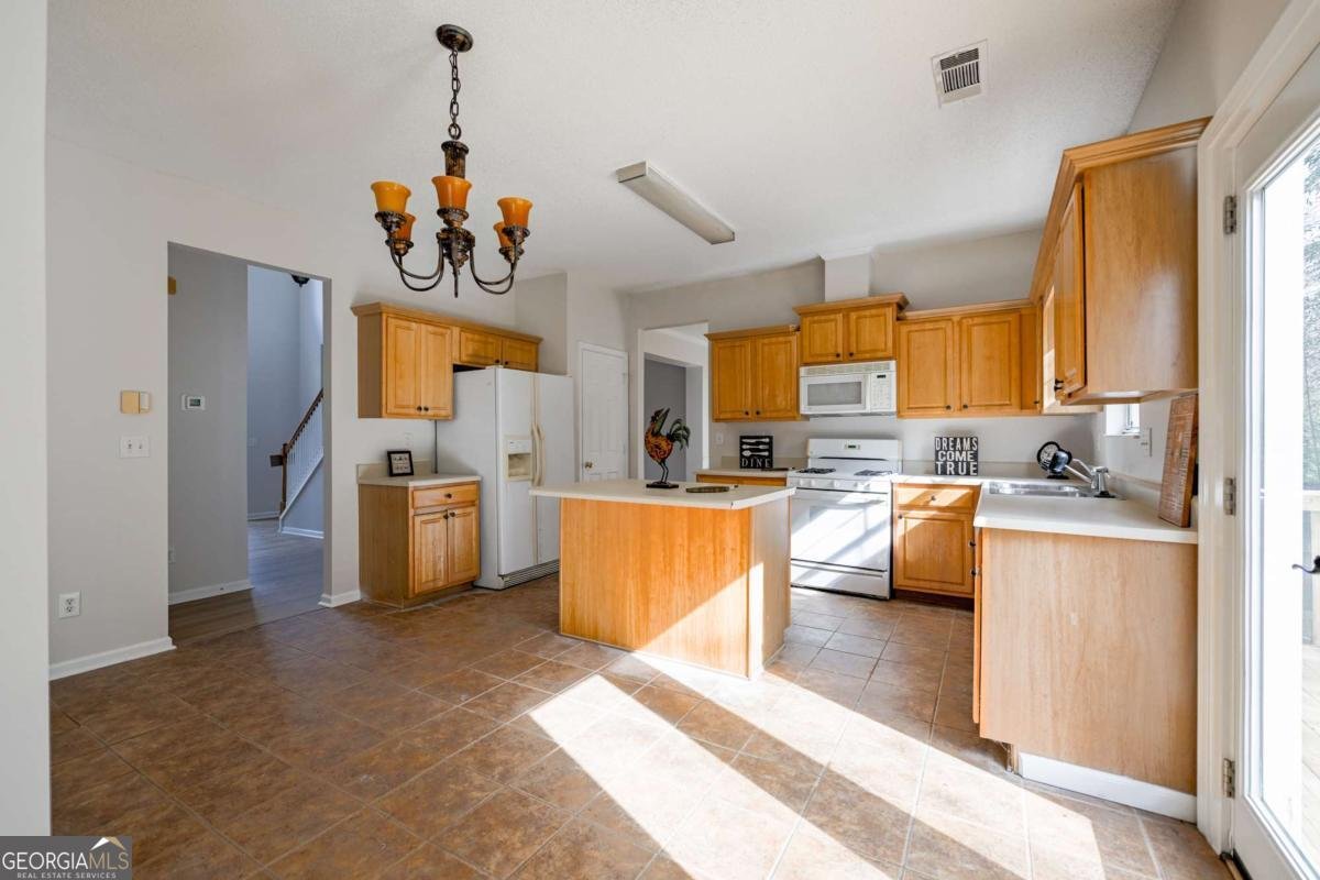 1570 Swan Valley Court Lawrenceville - Photo 9