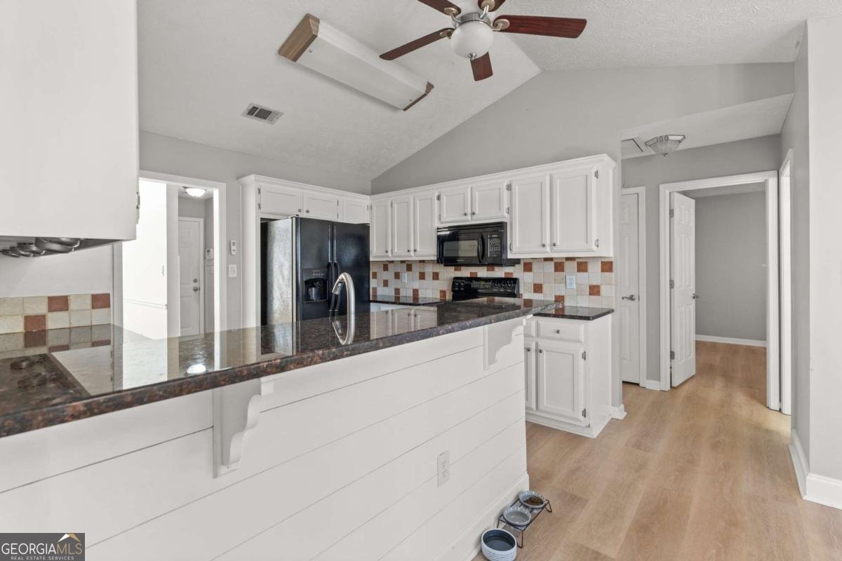 5675 Bridle Glen Drive Sugar Hill - Photo 8