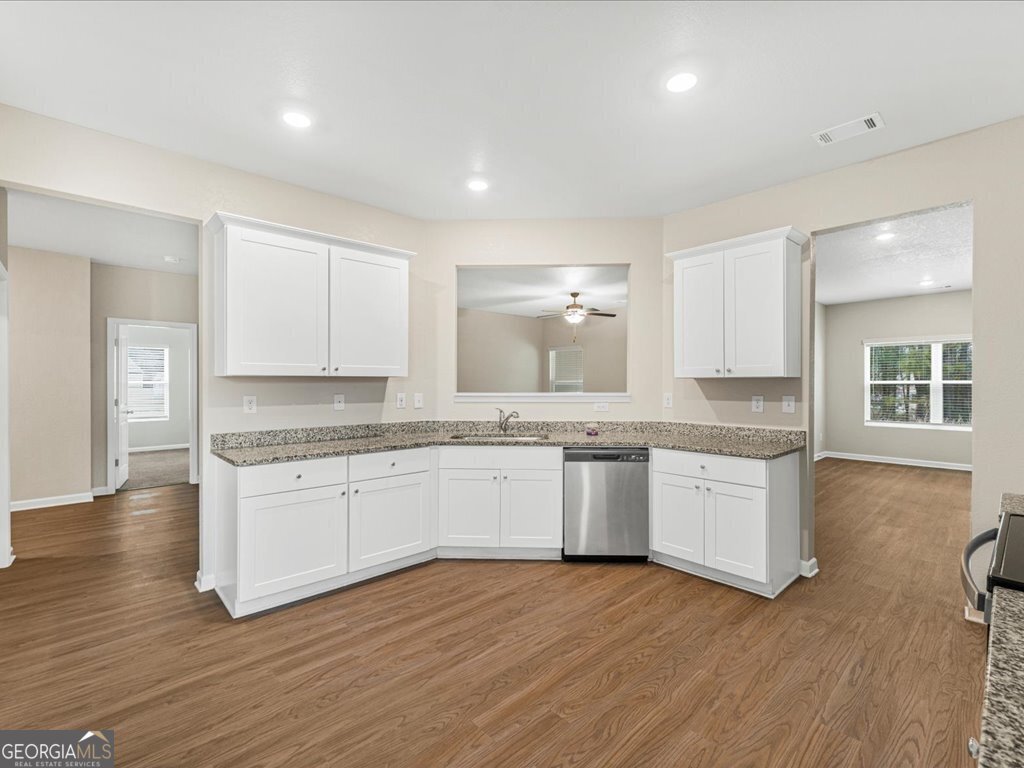 60 Katelen Court Covington - Photo 7