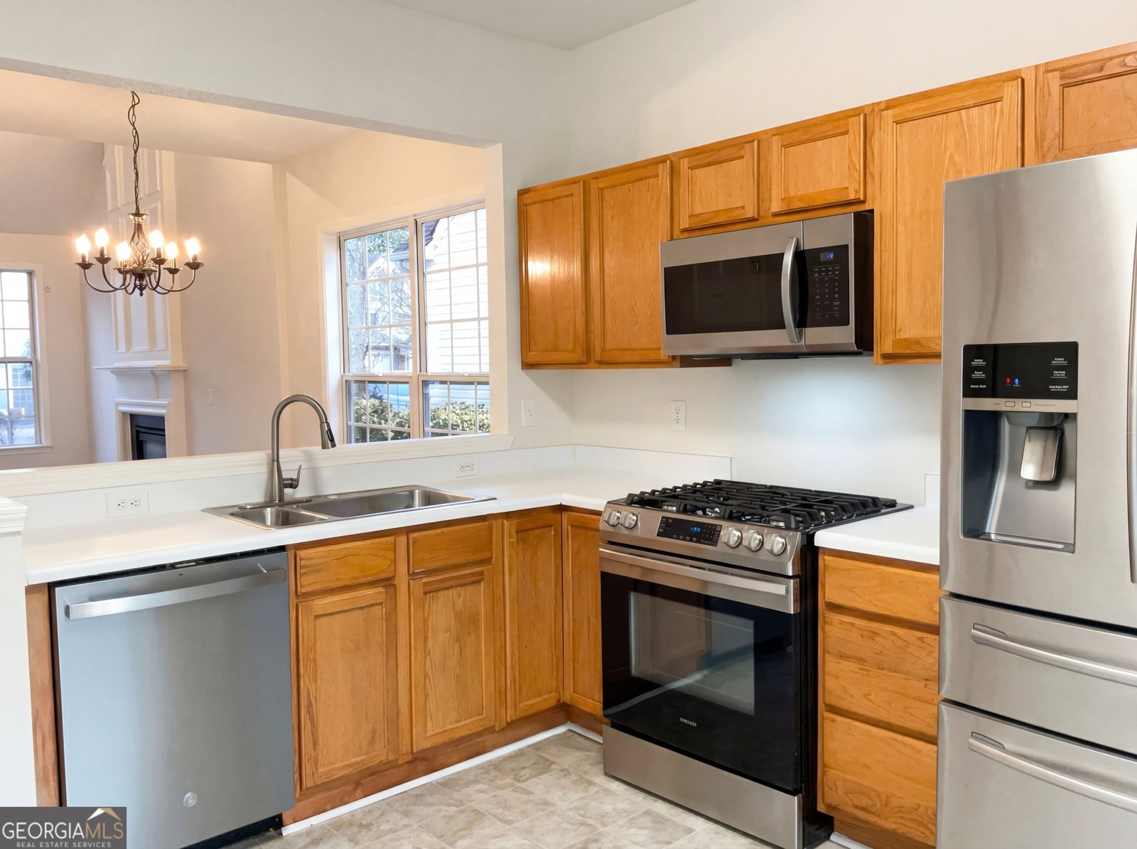 1639 Woodsford Road Kennesaw - Photo 11