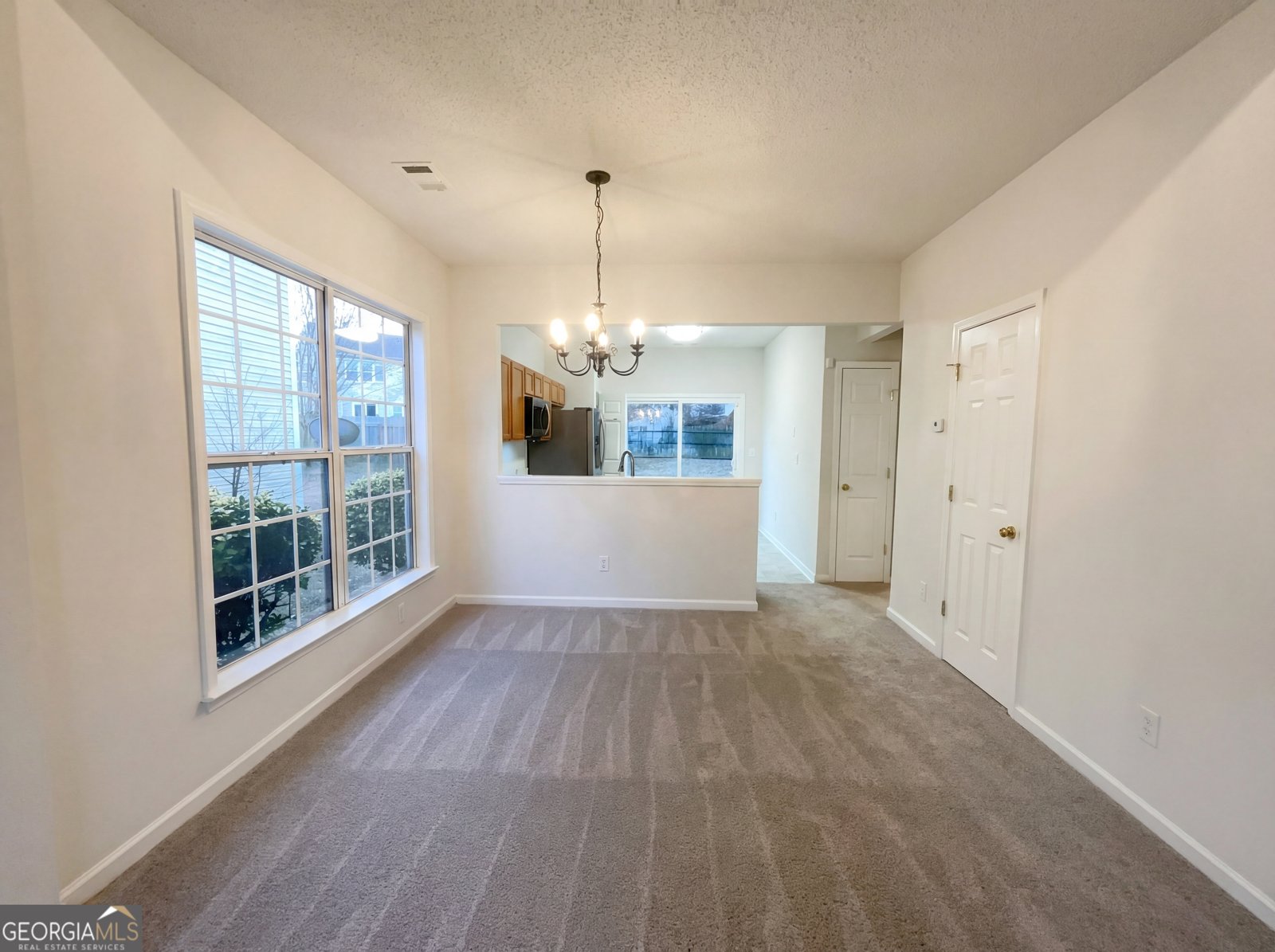 1639 Woodsford Road Kennesaw - Photo 9