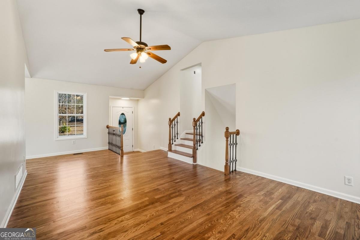 615 Amberwood Place Euharlee - Photo 10