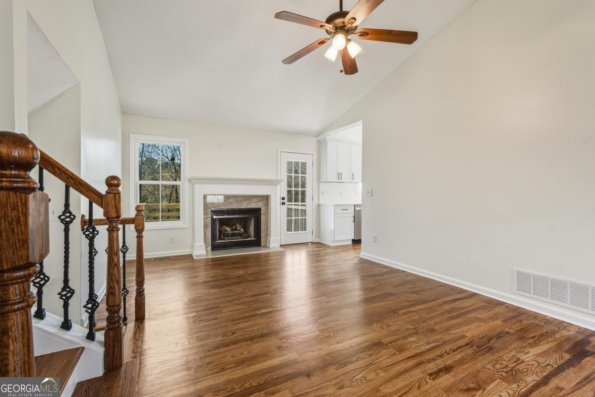 615 Amberwood Place Euharlee - Photo 13