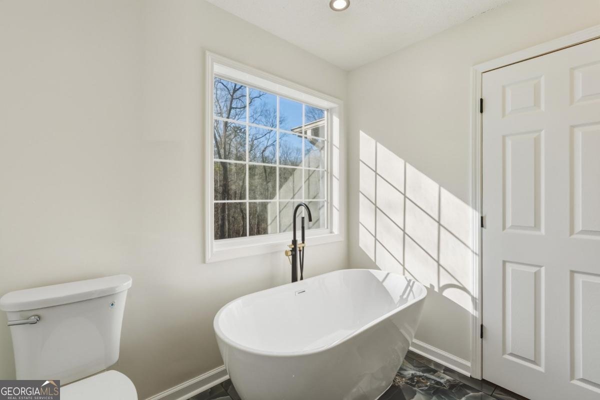 615 Amberwood Place Euharlee - Photo 24