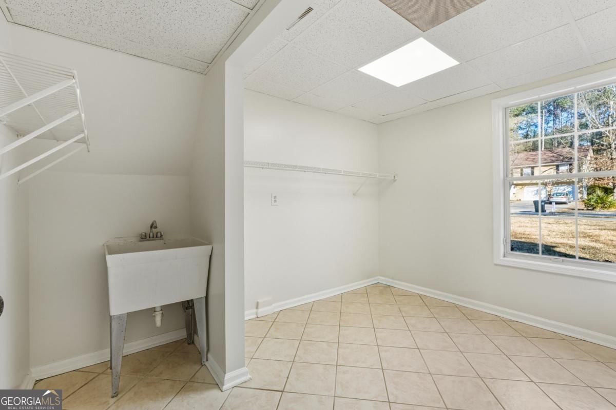 615 Amberwood Place Euharlee - Photo 32