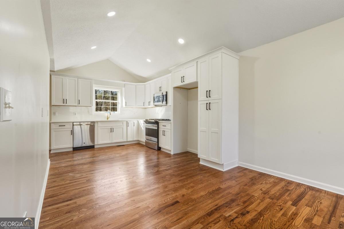 615 Amberwood Place Euharlee - Photo 7